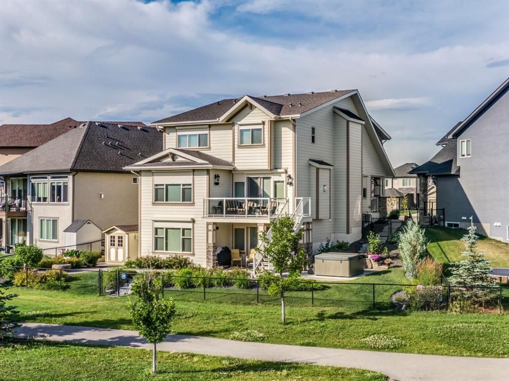 I have sold a property at 66 LEGACY GREEN SE in Calgary
