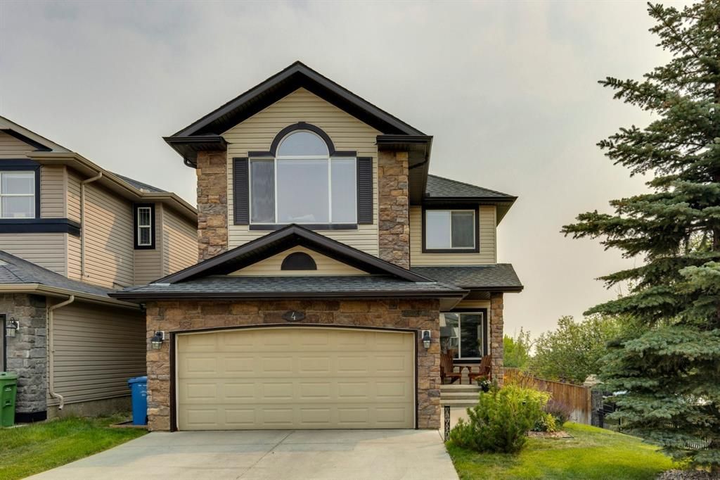 I have sold a property at 4 Kincora GROVE NW in Calgary
